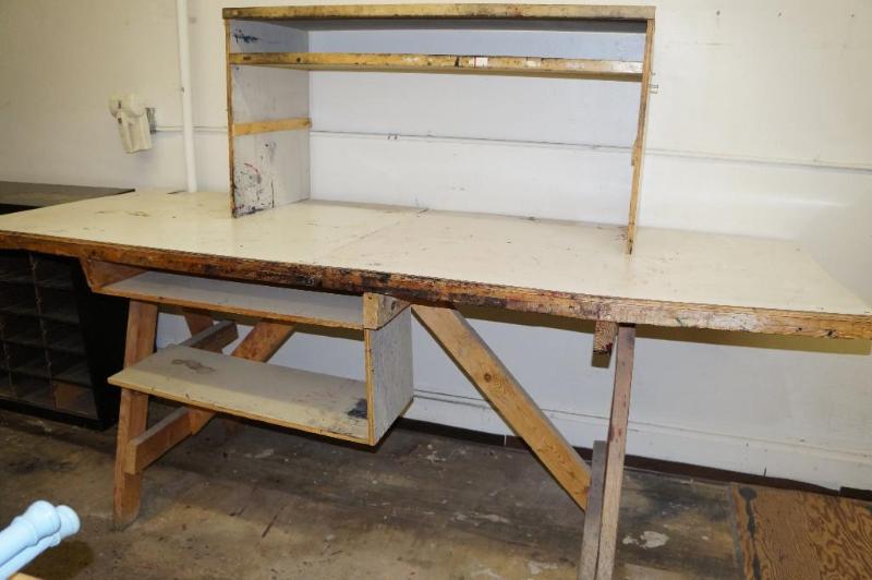 lot 73 image: Workbench