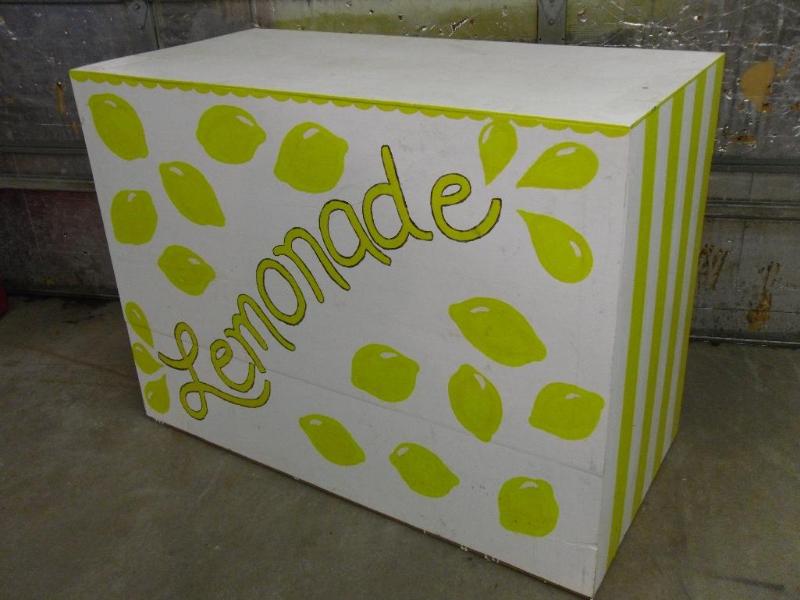 lot 10 image: Lemonade Stand made from plywood an...