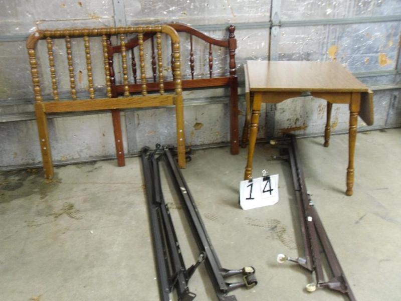 lot 14 image: 2 head board, 3 assorted bed frames...