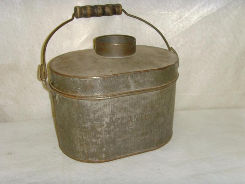 lot 24 image: 1800s Lunch Pail