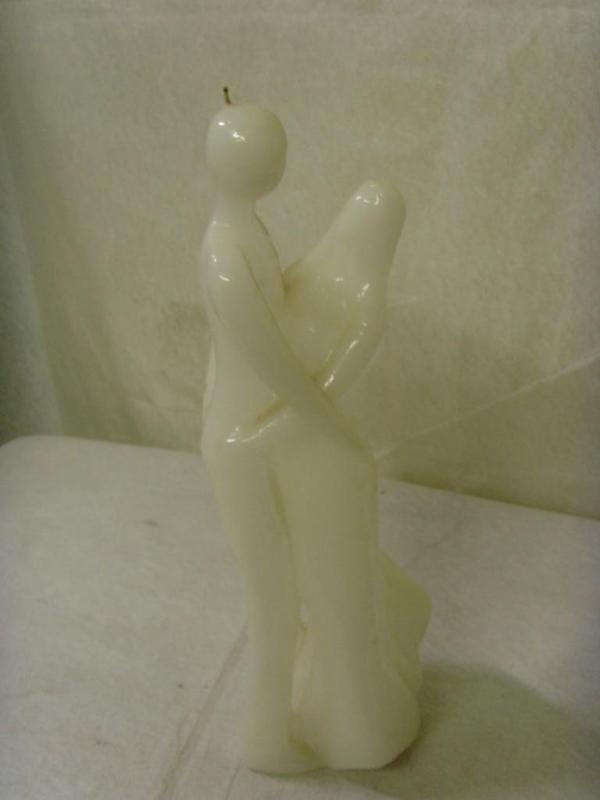 lot 40 image: Unity Candle