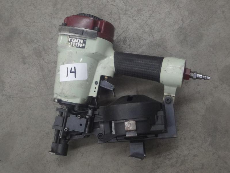lot 14 image: Tool Shop Pneumatic Coil Roofing Na...