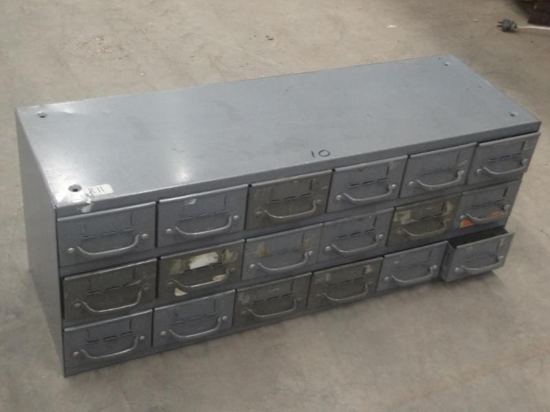 lot 26 image: 12&quotx14&quotx36" Steel Pa...