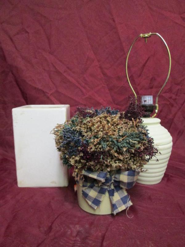 Lot of household porcelain items. L...