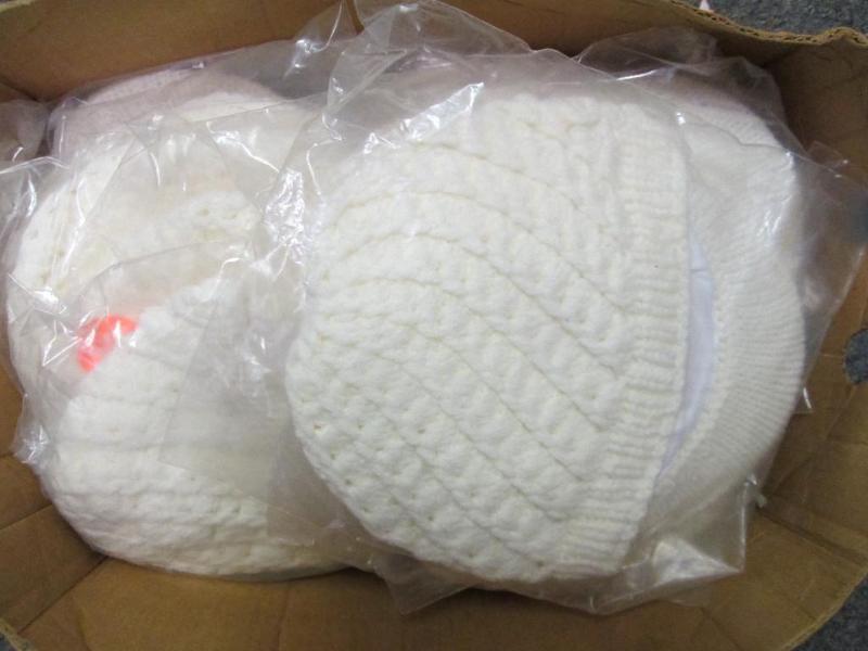 Lot of approximately 20 ladies brim...