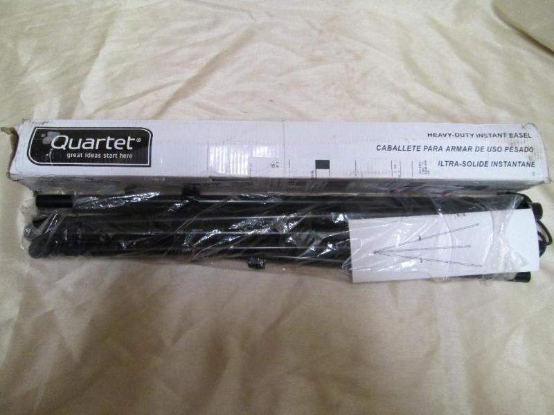 Quartet heavy duty instant easel. N...
