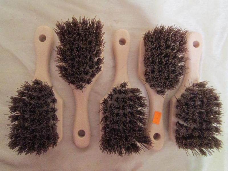 Lot of 5 new hard bristle brushes w...