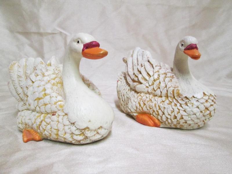 Pair of poly resin geese....