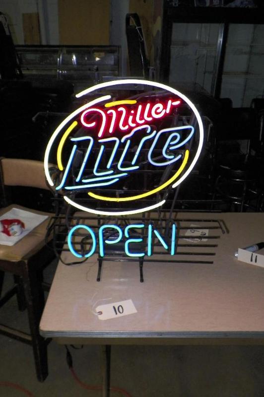 lot 10 image: Miller Lite Neon Sign