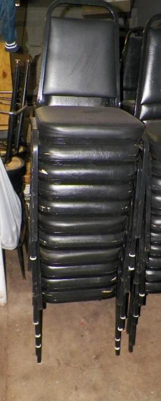 lot 31 image: 11 Restaurant Chairs