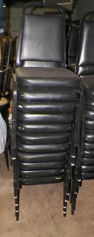 lot 5 image: 11 Restaurant Chairs