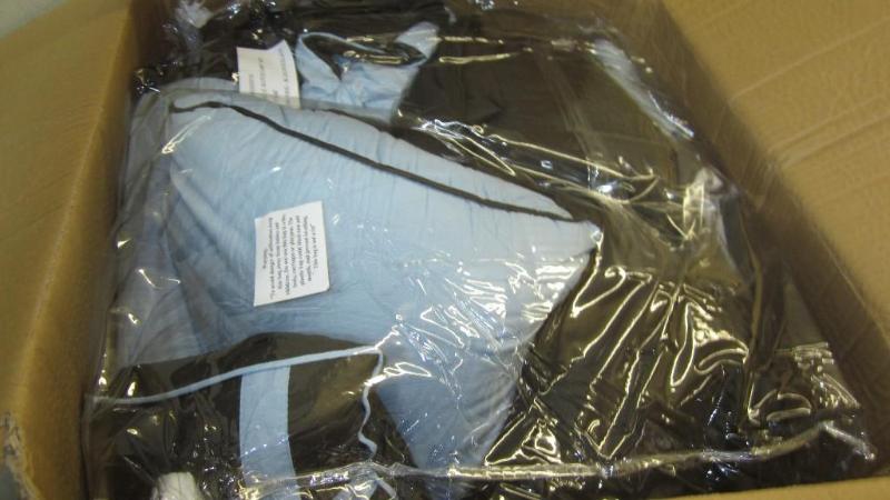 30 pc bedding set...