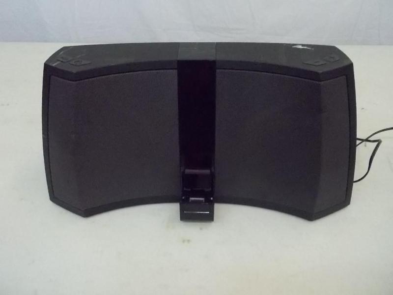 lot 17 image: iK5 kicker Amphitheater speaker sys...