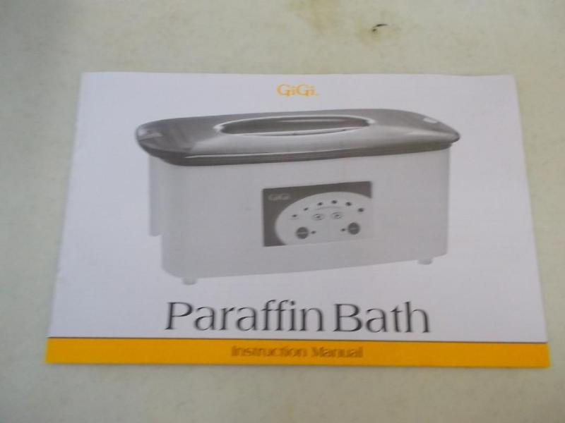lot 46 image: GiGi Paraffin bath.  Great the...