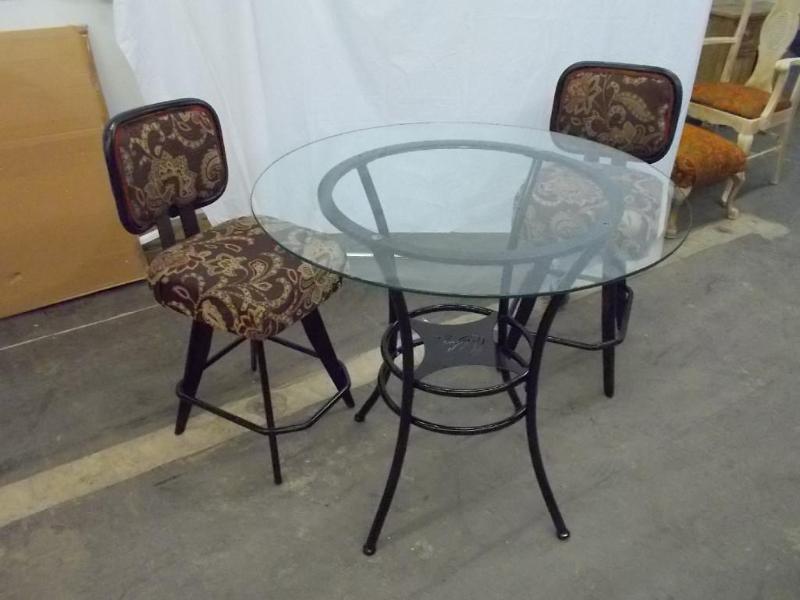 lot 9 image: Bistro set.   Black paint...
