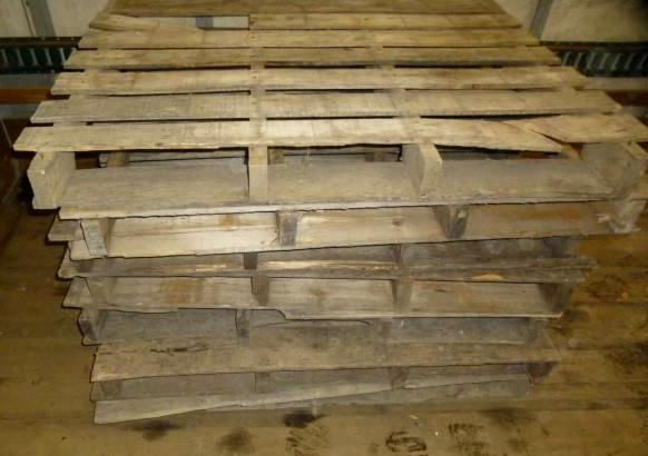 1 Lot of 8 Anchor Block Paver Palle...
