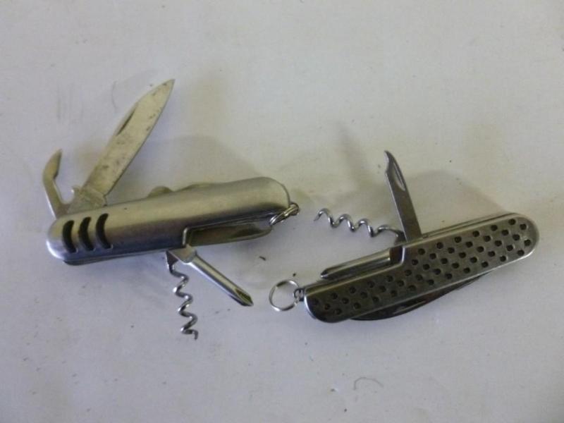 Lot of two stainless steel blade mu...