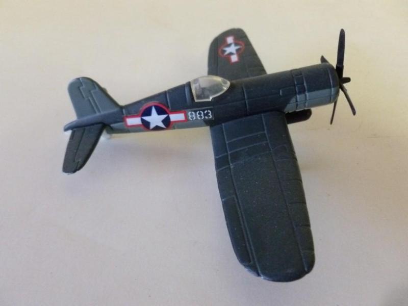 Road Champs F4U-1A die cast metal a...