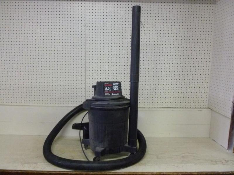 Sears Craftsman 6 gallon 2.0 H.P we...