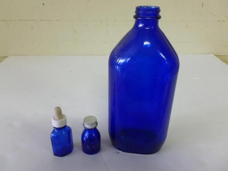 Lot of three vintage cobalt blue gl...