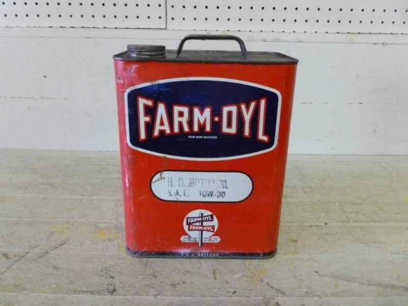 Large Vintage Farm - Oyl two gallon...