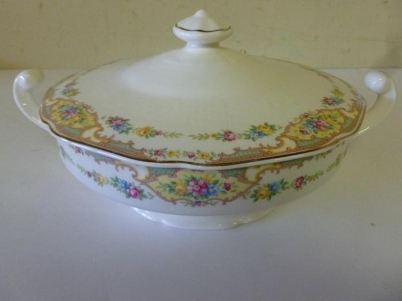 Beautiful hand painted porcelain co...