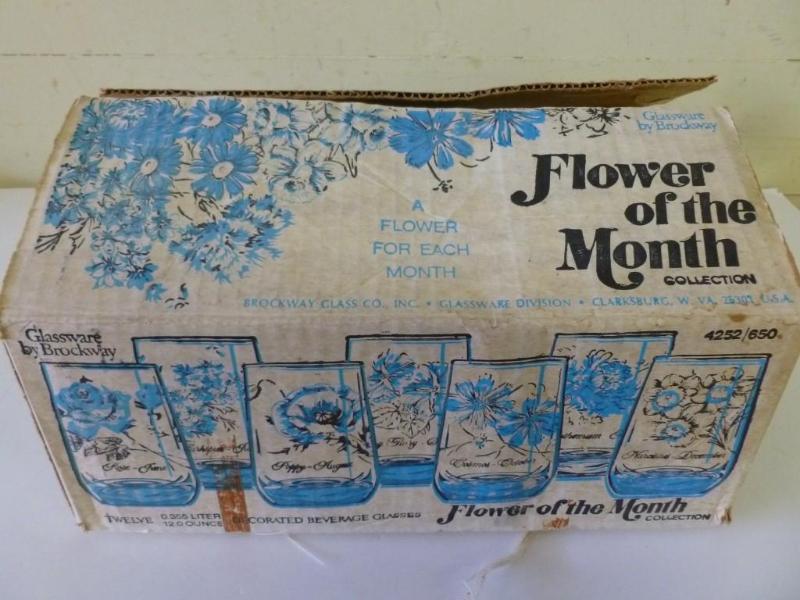 A set of twelve vintage Brockway Gl...