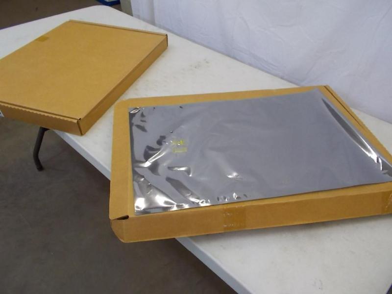 2 boxes of 3M, open end, static shi...