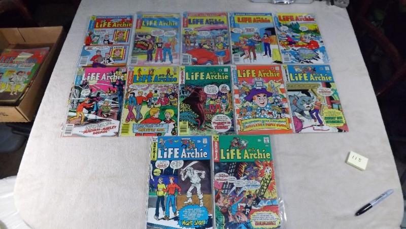 12 Archie Comic Books, all Life wit...