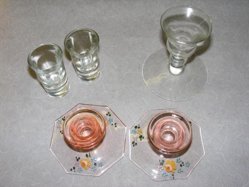 lot 173 image: Lot of Glassware, Pair of Pink Hand...