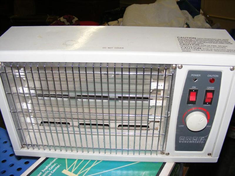 lot 190 image: Home Essentials Portable Heater, wo...