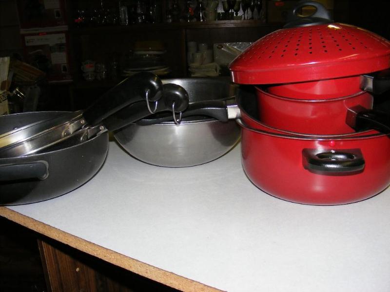 lot 193 image: Lot of Pots and Pans...
