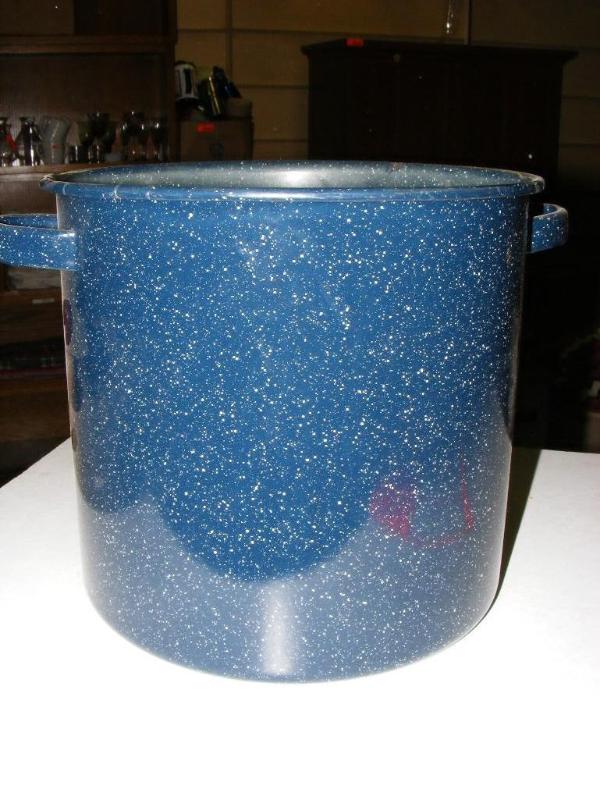 lot 198 image: Blue Canner and Can Holder...
