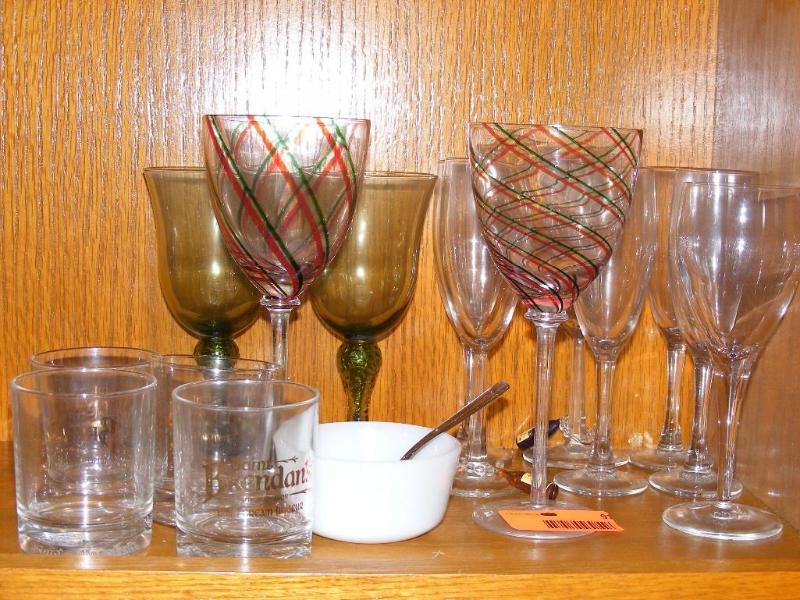 lot 91 image: Lot of Glasses and wine glasses...