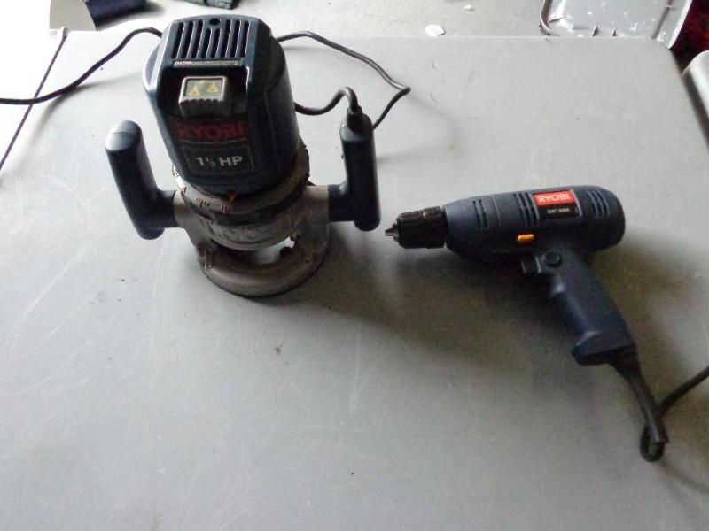 lot 11 image: Ryobi adjustable depth router model...