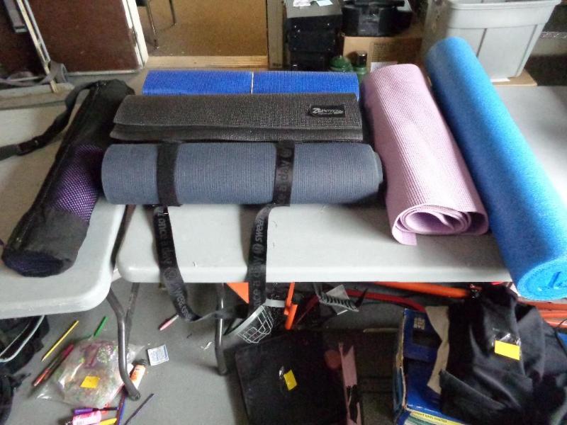 lot 30 image: 6 various brand Yoga mats and 1 Yog...