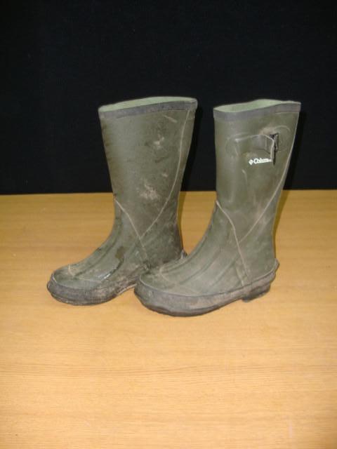 lot 109 image: Childrens Columbia Rubber Boots, sz...