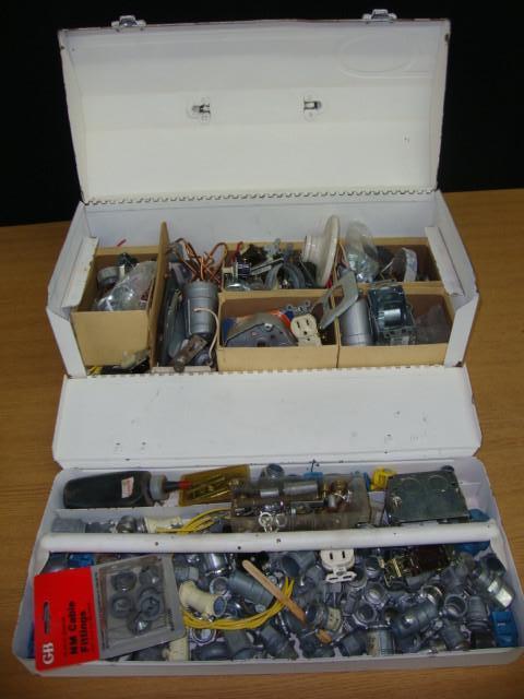 lot 25 image: Tool Box of Electrical, Conduit Fit...
