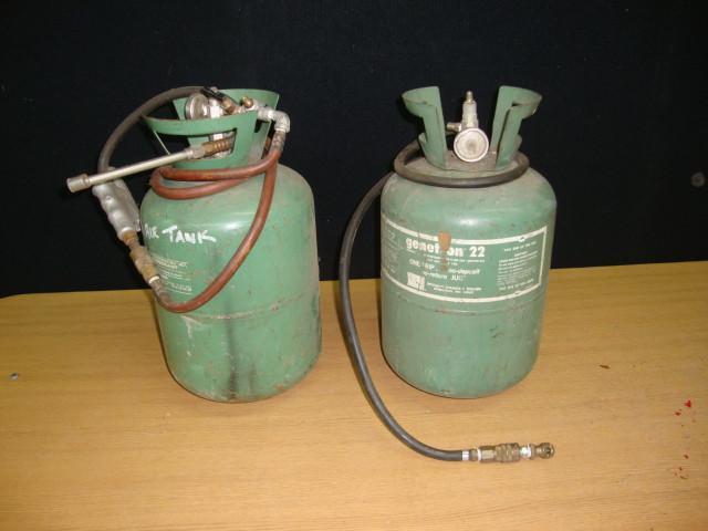lot 37 image: Air Tanks with Tire Nozzles, Lot of...