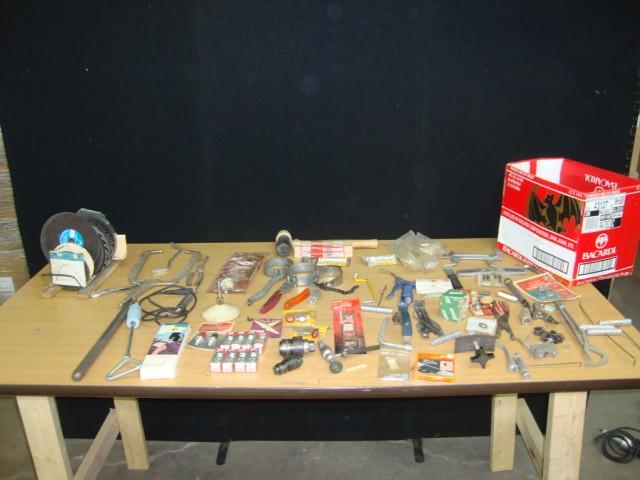lot 47 image: Box of Miscellaneous Tools, (Box D)...