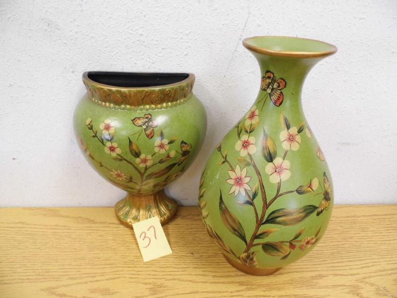 Vase with wall hanging