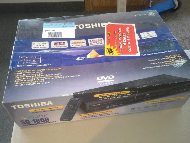 lot 35 image: TOSHIBA SD-1800