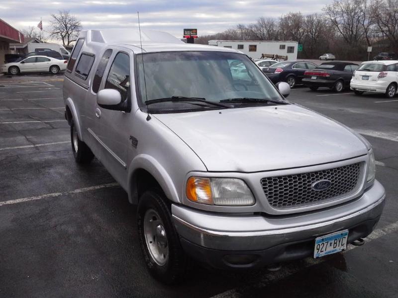 lot 4 image: 2000 Ford F150