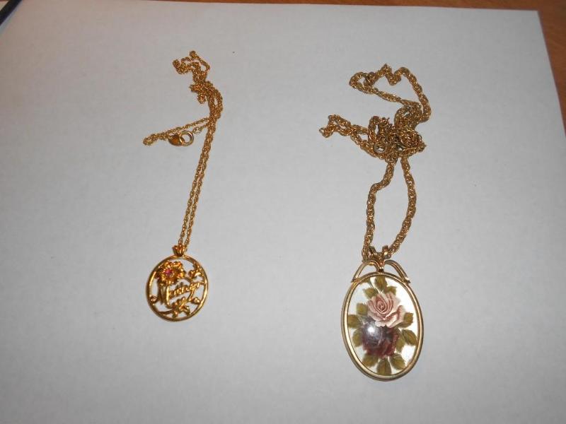 Vintage Avon Mothers Day Ruby stone...