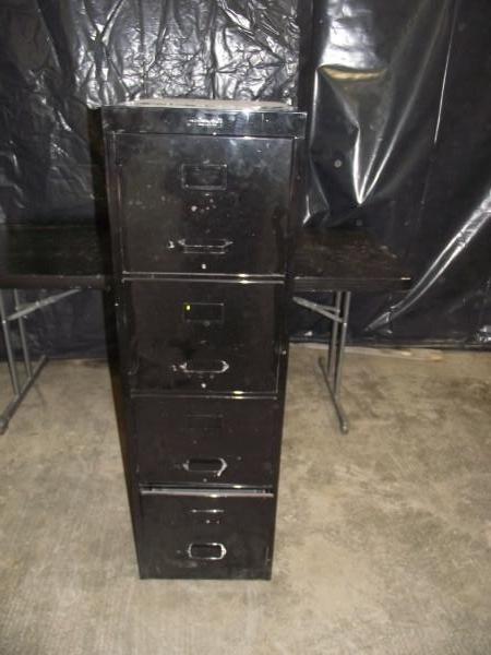 lot 15 image: (4) Drawer File Cabinet  ...