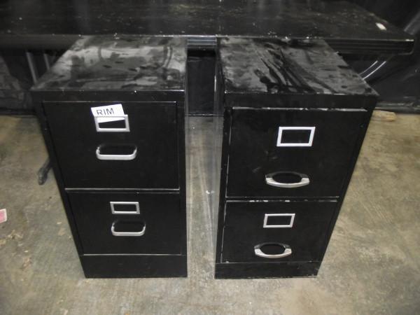 lot 22 image: 2 (2) Drawer File Cabinet...