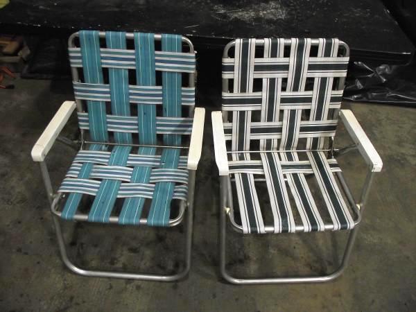 lot 65 image: (2) Lawn Chairs...