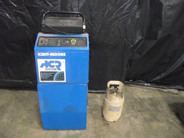 lot 8 image: Kent-Moore Refrigerate and Recyclin...
