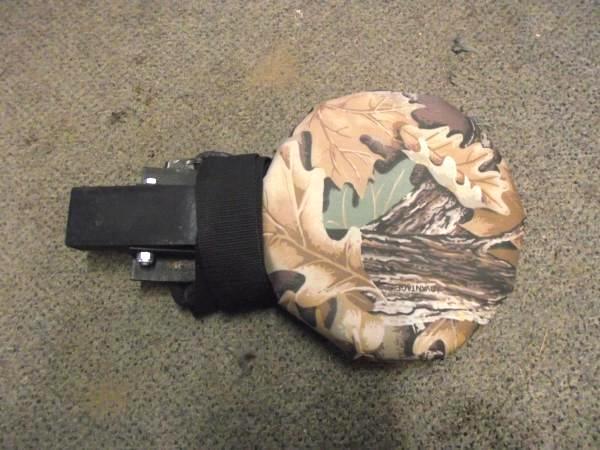 lot 94 image: Tree Mount Seat   Mounts to tree or...