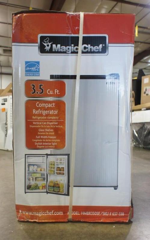 lot 12 image: Magic Chef 3.5 cu. ft. Mini Refrige...